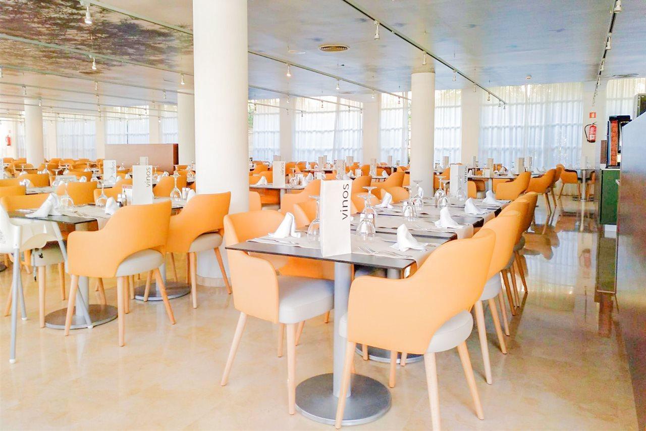 Eix Platja Daurada Hotel & Spa Кан Пикафорт Екстериор снимка