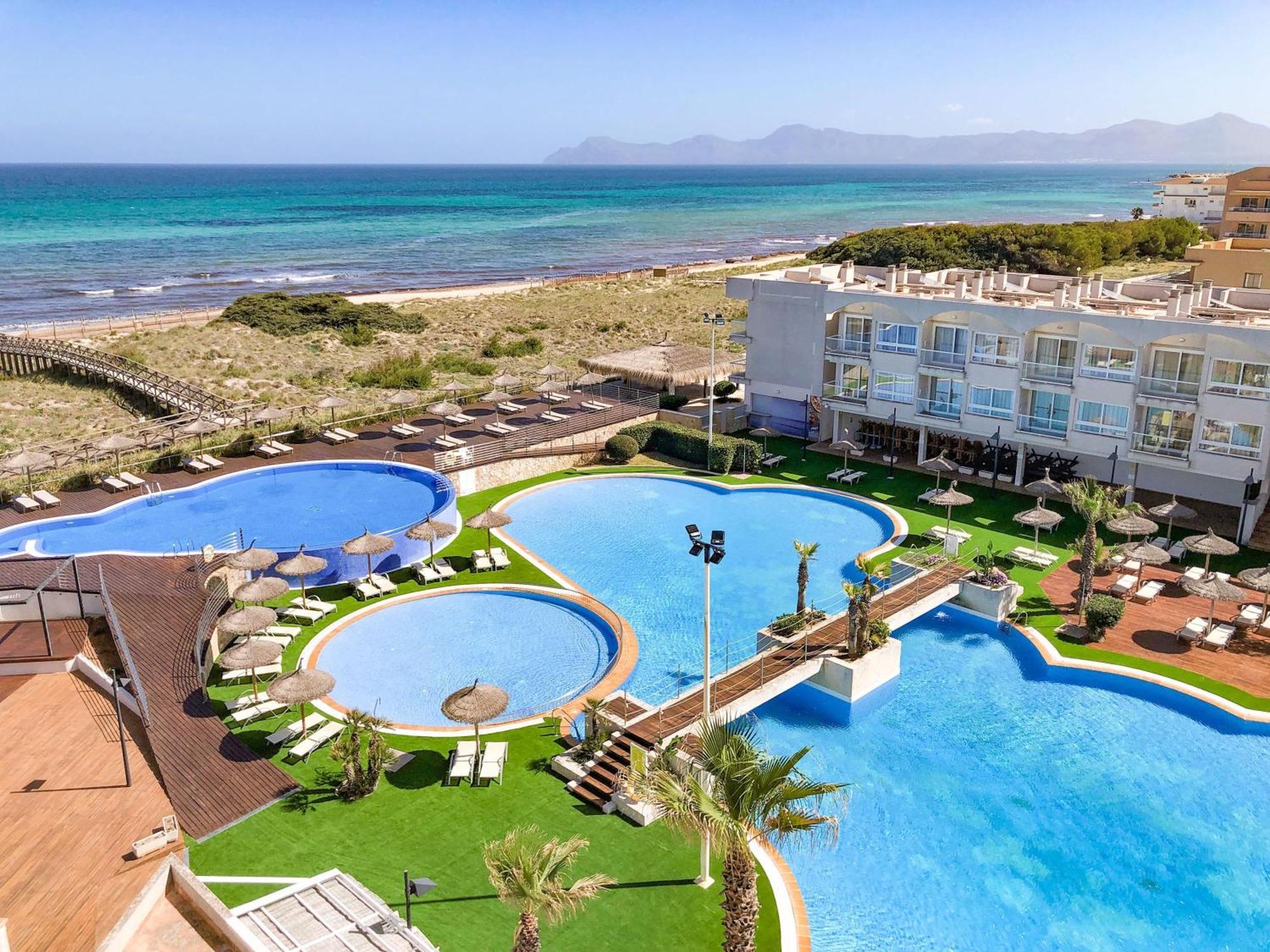 Eix Platja Daurada Hotel & Spa Кан Пикафорт Екстериор снимка