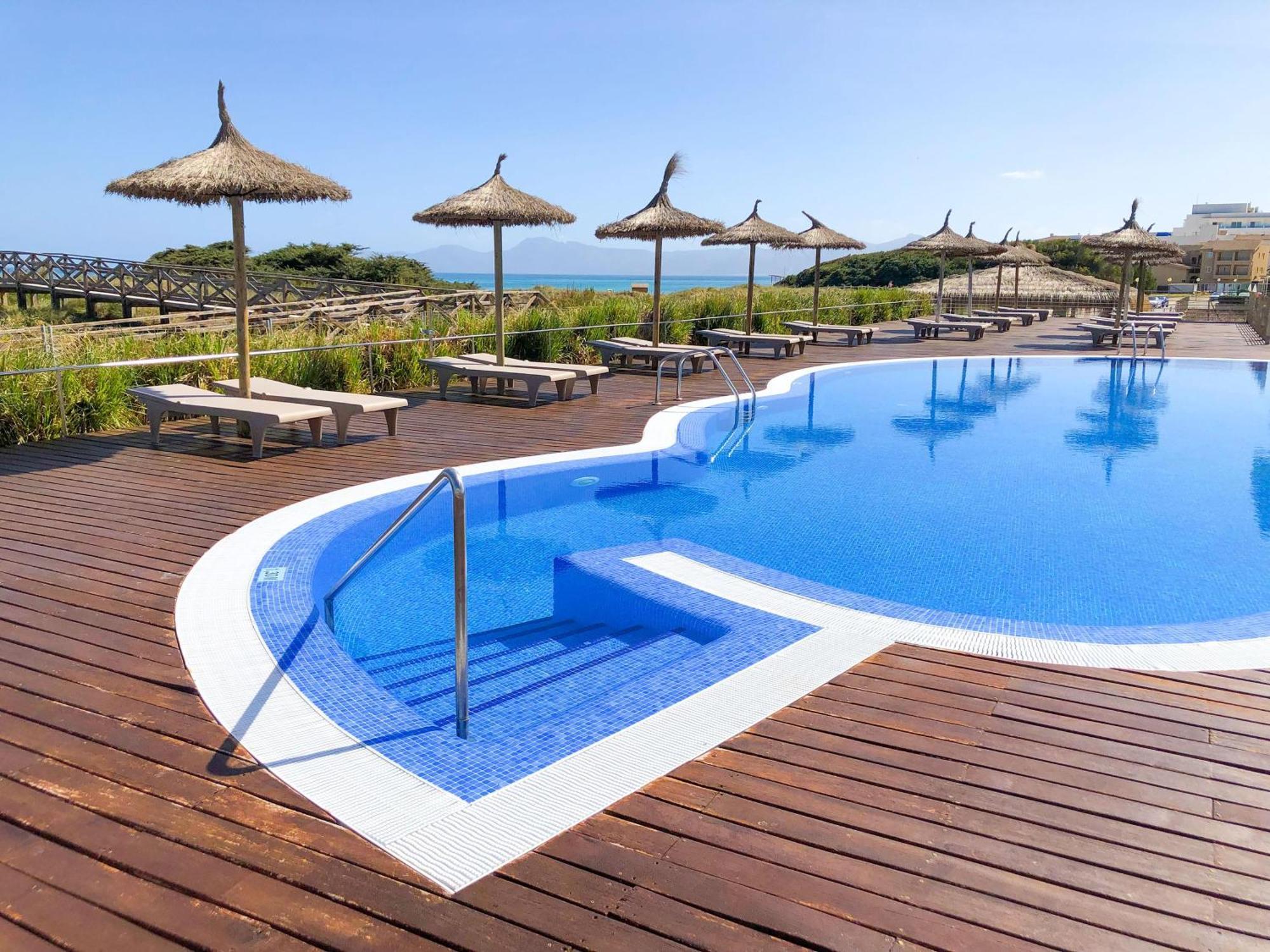 Eix Platja Daurada Hotel & Spa Кан Пикафорт Екстериор снимка