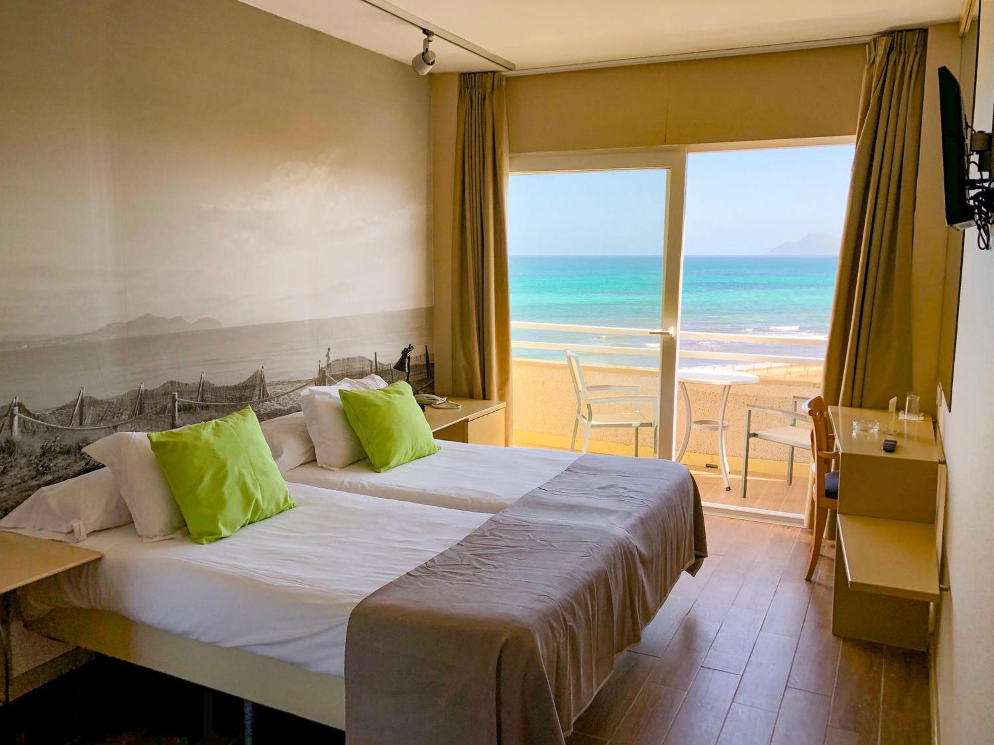 Eix Platja Daurada Hotel & Spa Кан Пикафорт Екстериор снимка