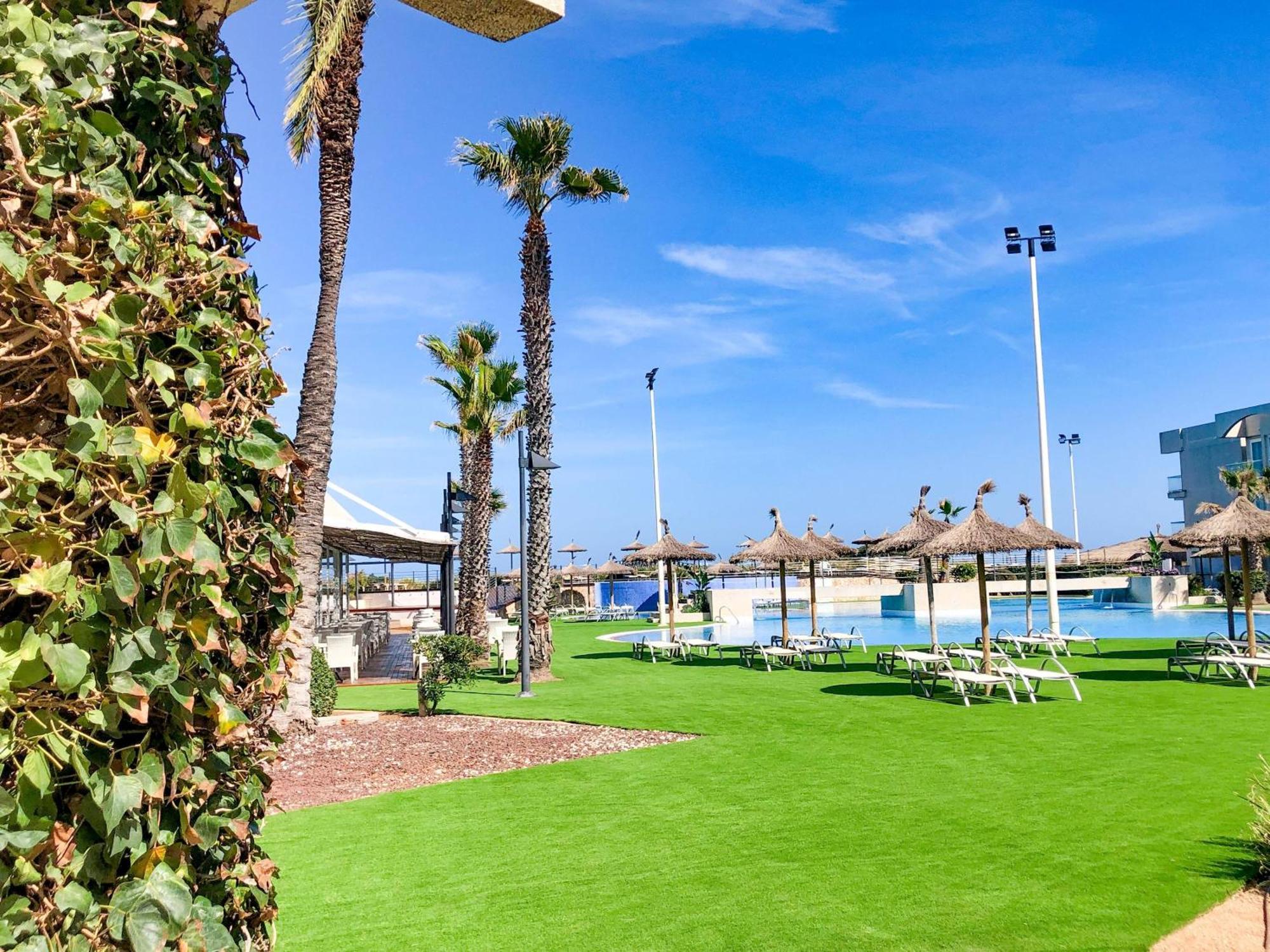 Eix Platja Daurada Hotel & Spa Кан Пикафорт Екстериор снимка